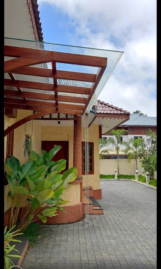 Casa Orchid Hotel Alappuzha Kültér fotó