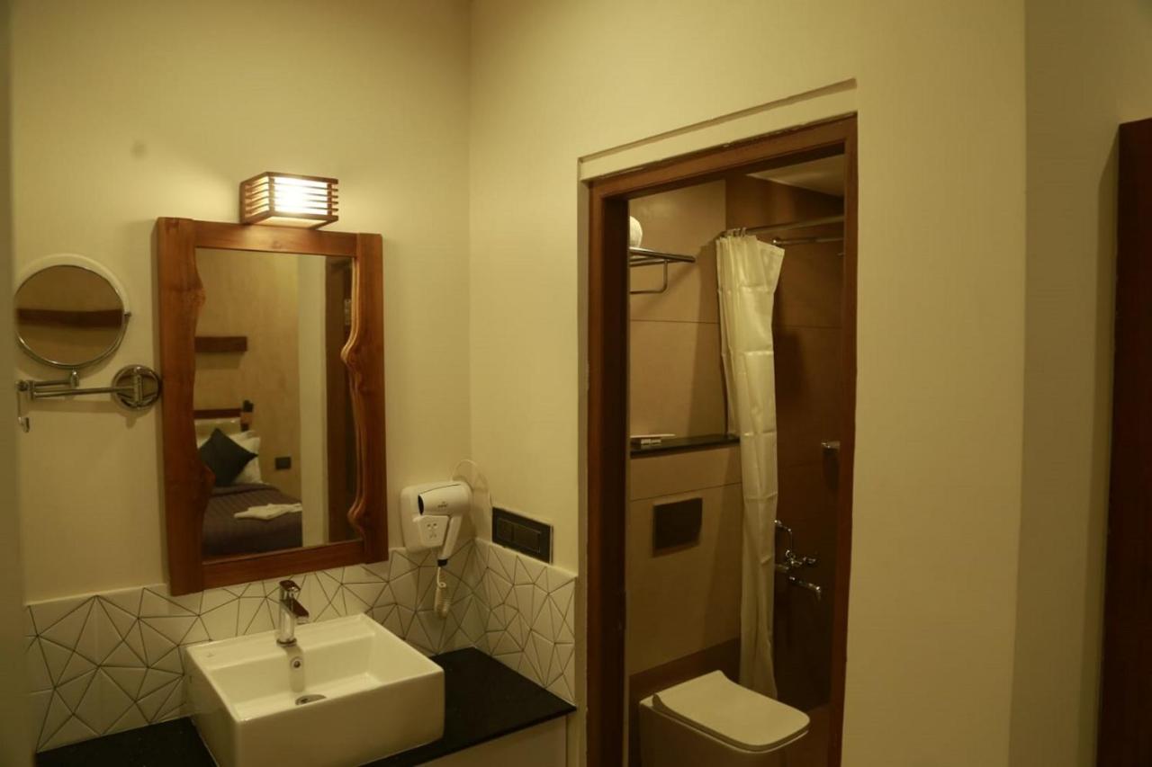 Casa Orchid Hotel Alappuzha Kültér fotó